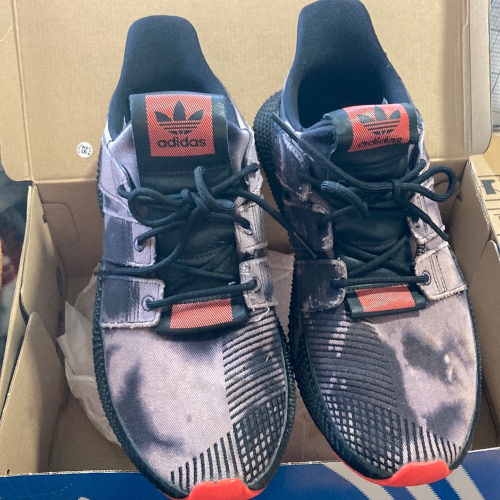 Men’s adidas sneakers